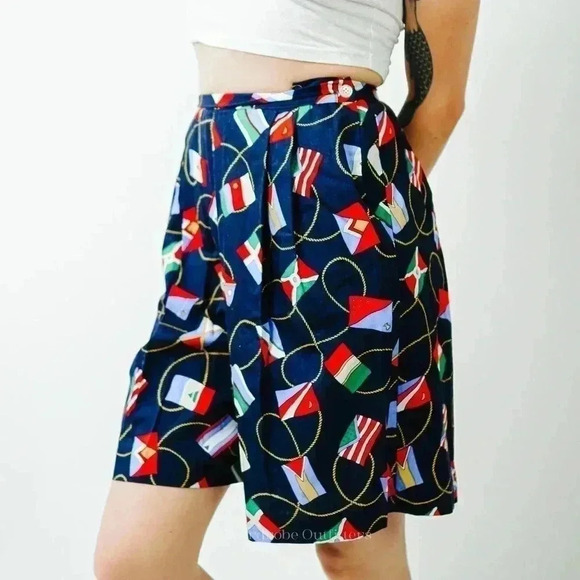 Vintage 80s Herman Geist Nautical High Rise Pleated Mom Shorts - Picture 6 of 9
